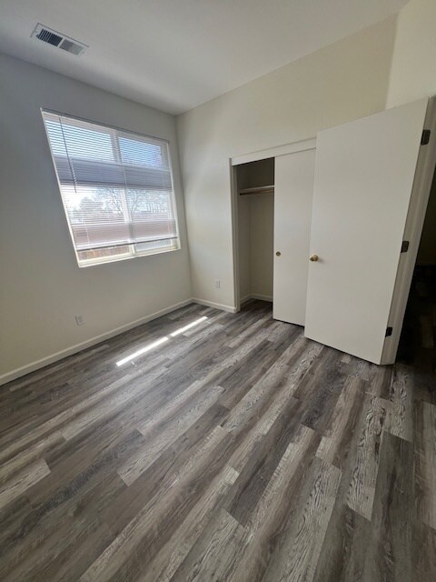 Photo - 309 Queencrest Ct