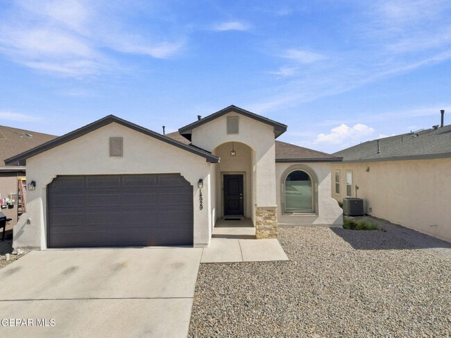 Building Photo - 14929 Tierra Fortaleza Ave