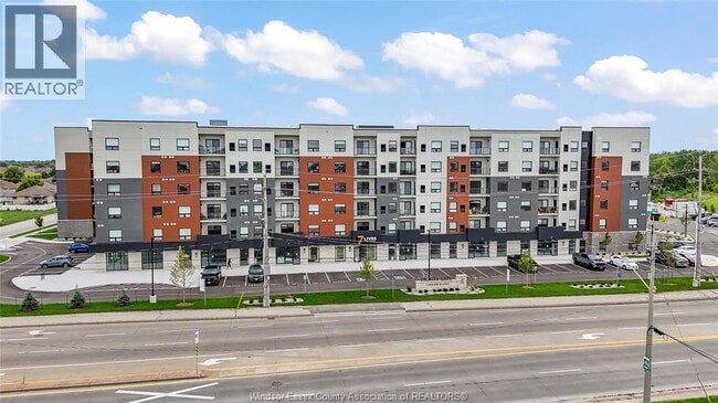 Photo - 4775 Walker Rd Unité 509