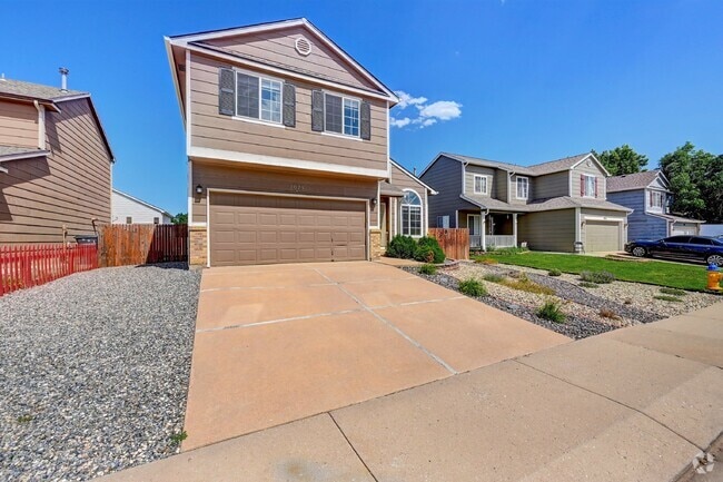 Building Photo - $2,225- 3bed/2bath Home in Fountain with B...