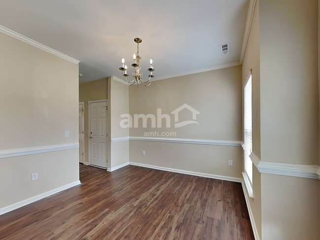 Photo - 405 Bedstraw Ct