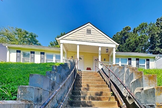 177 Lawton St SW Unit A