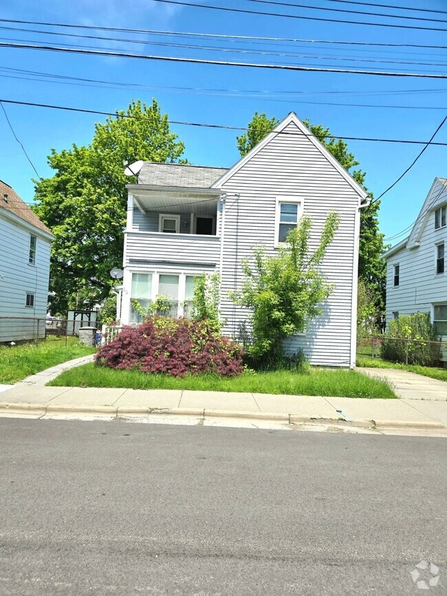 Building Photo - 89 Pratt Ave Rental