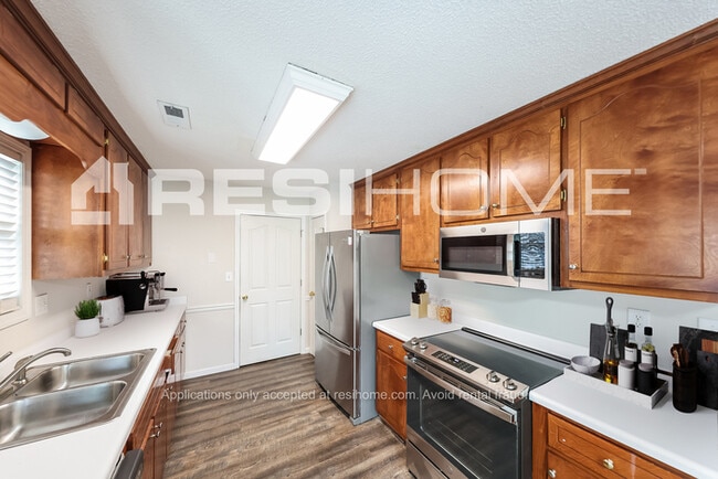 Photo - 256 Steakley Rd