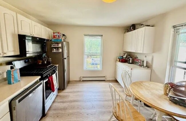 Building Photo - 280 Pearl St Unit 279-3L