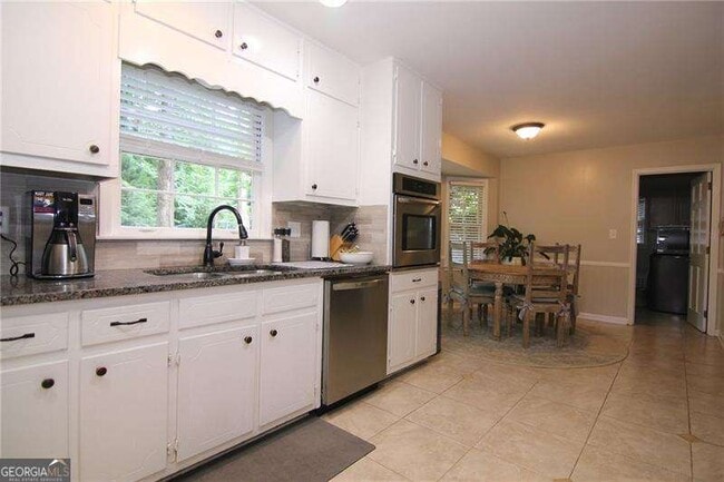 Photo - 3571 Sunderland Cir NE