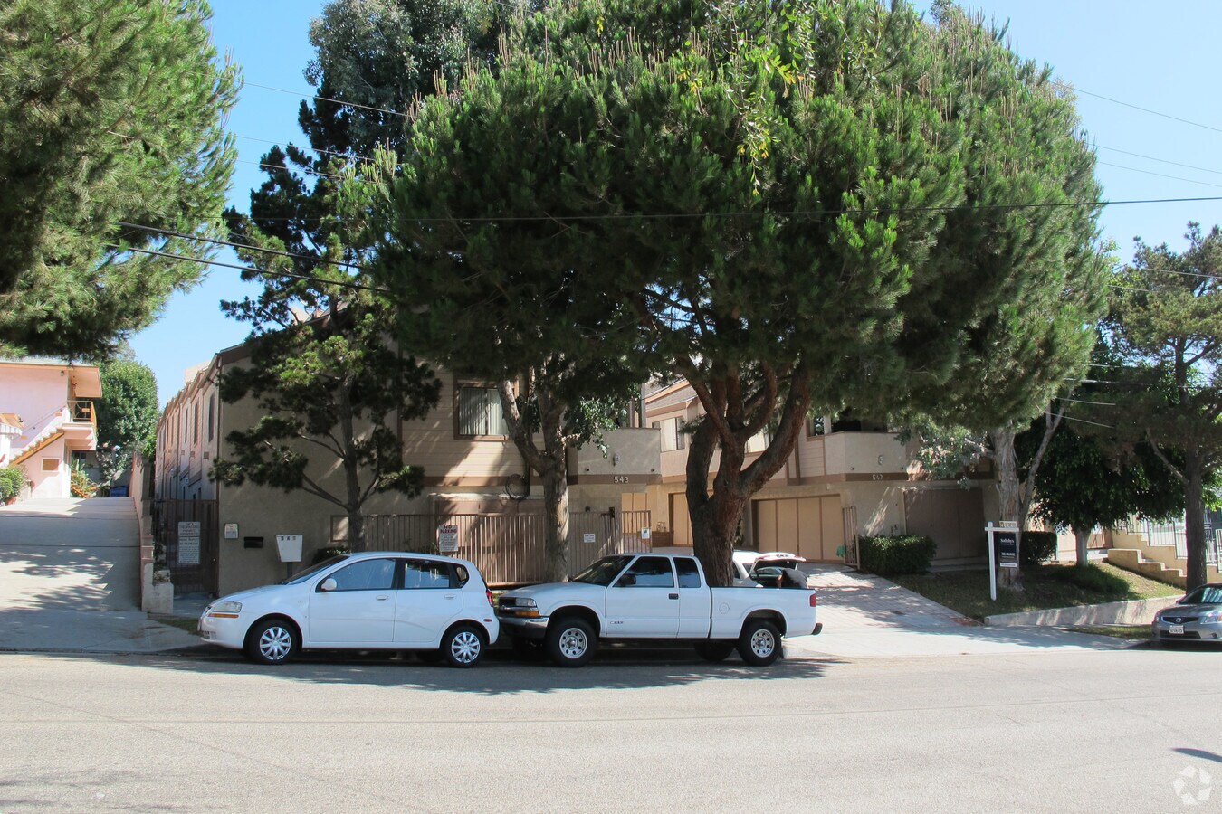 Photo - 543 E Hazel St