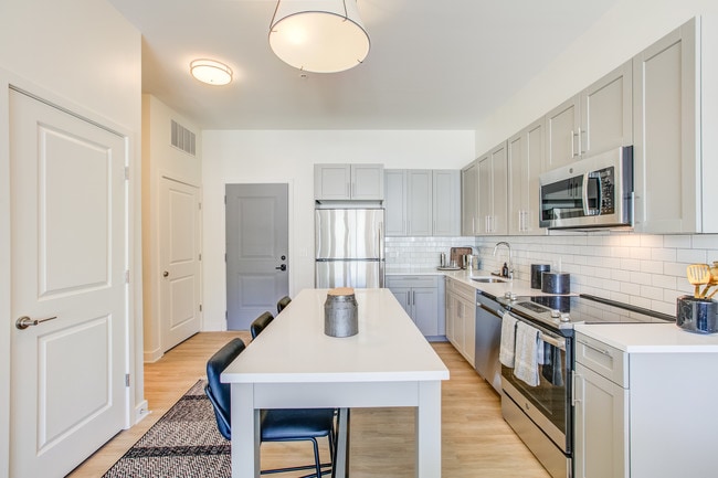 Photo - Centro Arlington