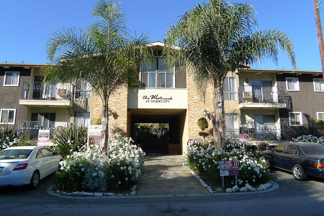 Alhambra @ Studio City Apts. - Alhambra @ Studio City Apts.