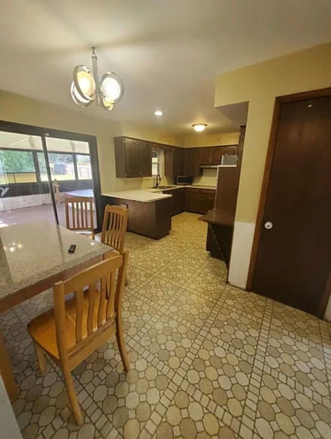 Photo - 3 bedroom Kentwood Home for Rent