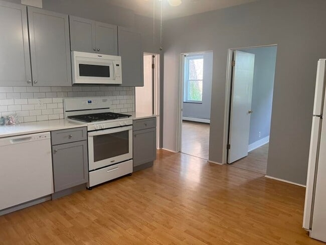 668-670 Kennedy Boulevard Unit 8
