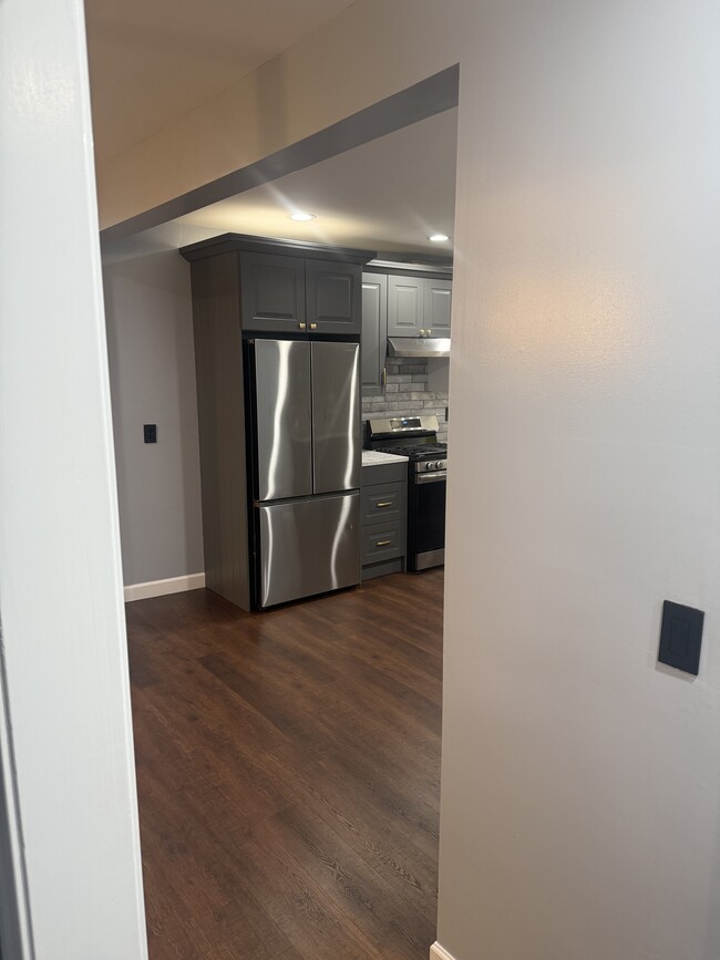 Photo - 300 Burritt St Unit 1