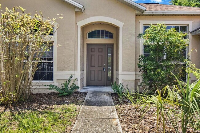 Pool home in Indian Trails