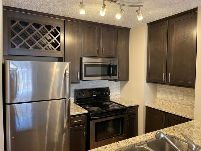 Photo - Chasewood Gates