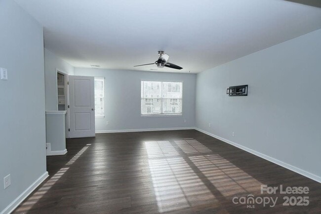 Photo - 808 Renee Ave