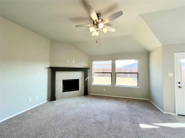 Photo - 928 Madeline Ln