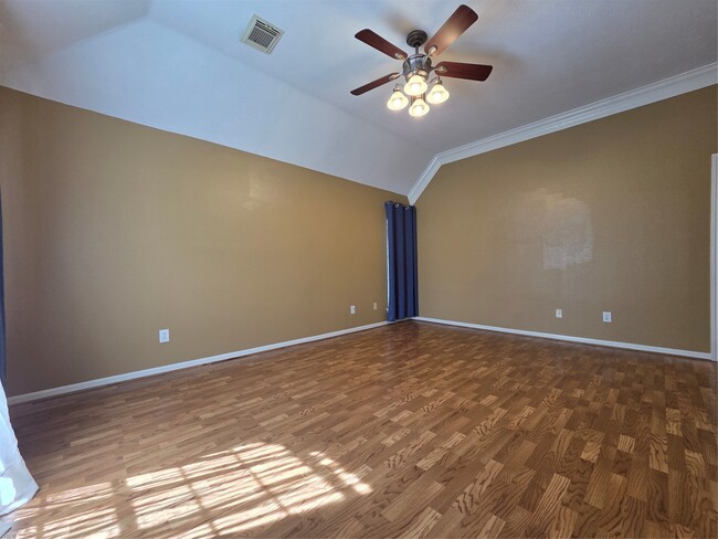 Photo - 6903 Springcrest Ct