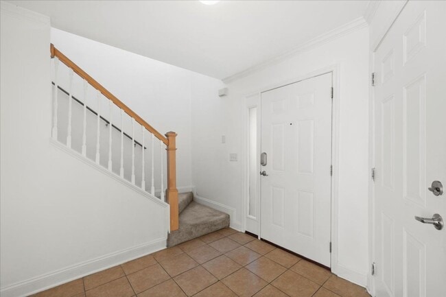 606 Wingspan Way