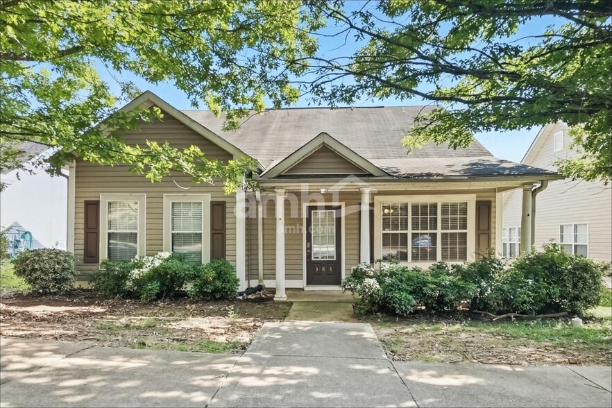 383 Chadwick Cmns