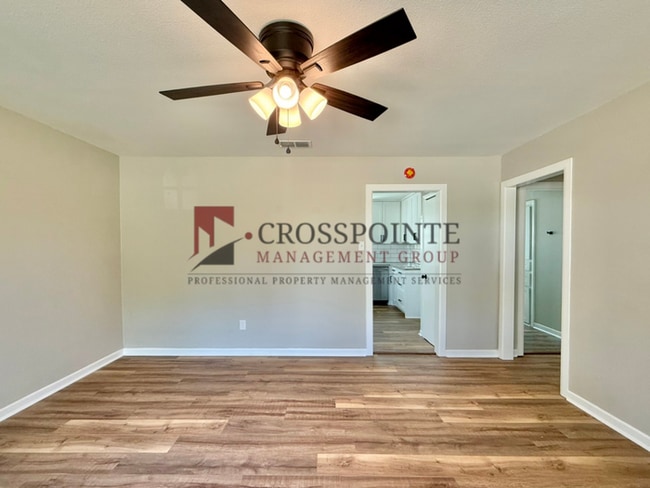 Photo - 303 N Virginia Ave