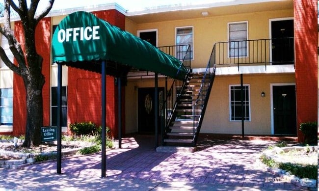 Primary Photo - The Arlington Village Apartments