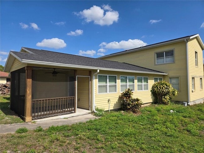 Photo - 8725 Twin Lakes Blvd