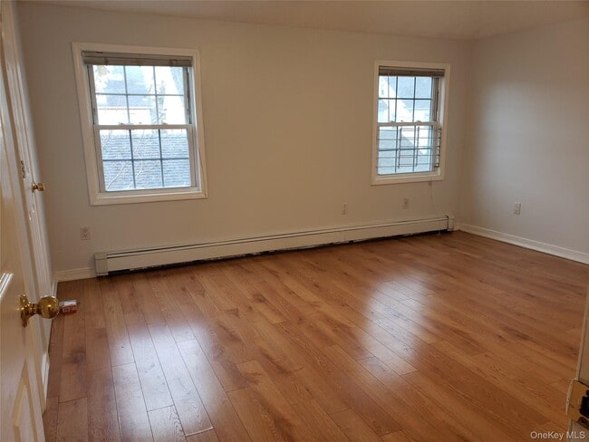 Photo - 224-26 Edmore Ave