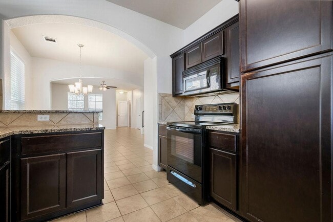 Photo - 711 Katmai Cir