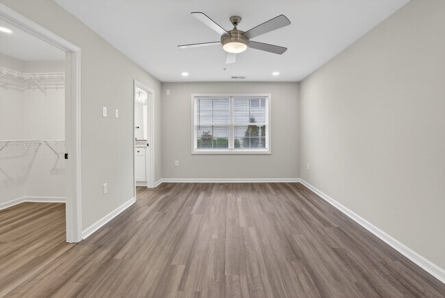 Photo - 7055 Hanesbrook Cir Unit 201
