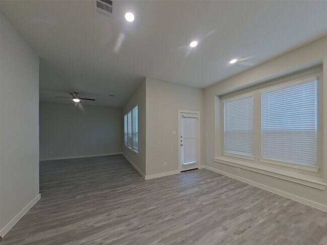 Photo - 22814 Terrazzo Dr