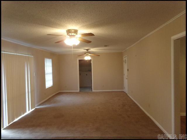 Photo - 10 Overby Cir