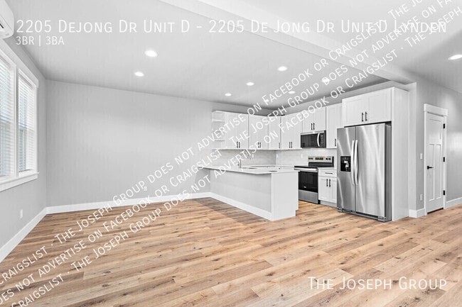 Photo - 2205 DeJong Dr