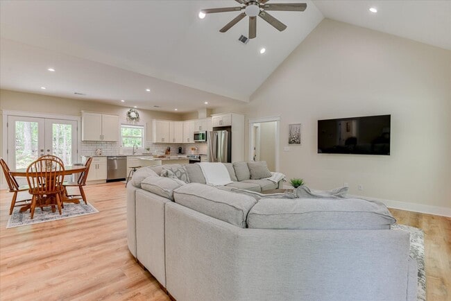 Photo - 272 Old Barnwell Rd