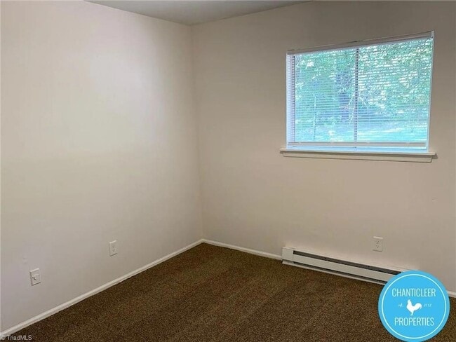 Photo - 210 Woodnell St Unit G