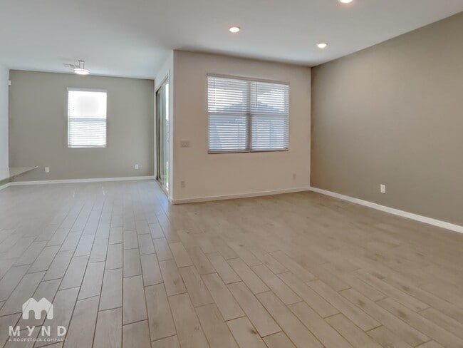 Photo - 17335 W Sunnyslope Ln