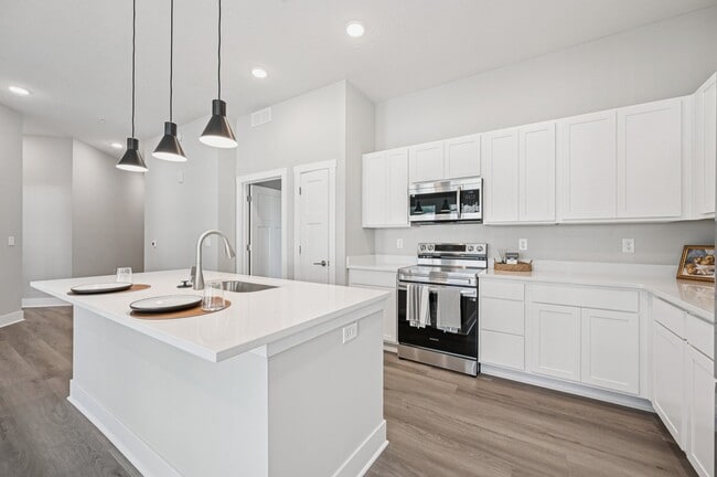 Photo - Tiffany Flats