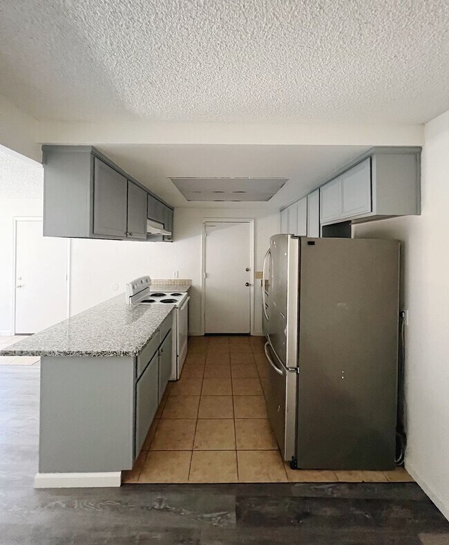 Photo - 3936-3938 Renick Way Unidad 3936 Renick way