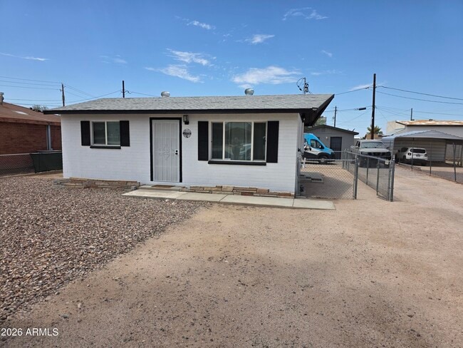 Photo - 574 S Park St