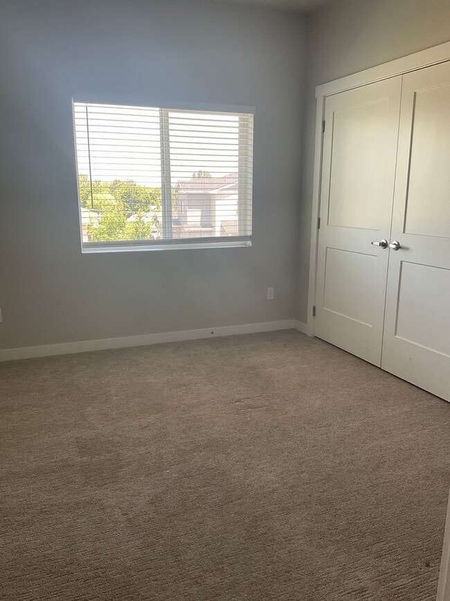 Photo - Sunbeam Townhomes | Modern Townhome Living in the Heart of Kuna