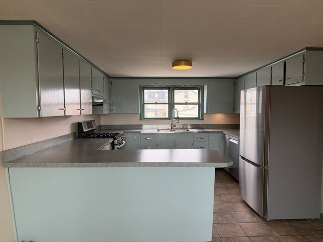 Photo - 40 Degree Day, LLC Unit 56 North Street