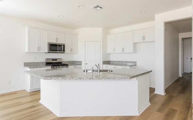 Photo - 27230 Goldstone Dr