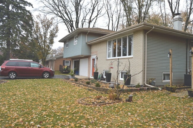 Photo - 16431 Mayleon Dr