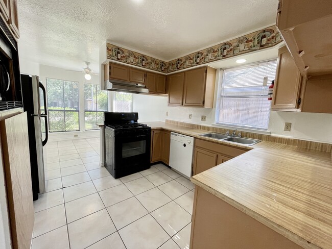 Photo - 7014 Caladero Dr