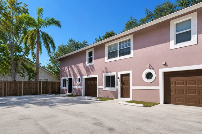 Building Photo - 13795 Yarmouth Dr