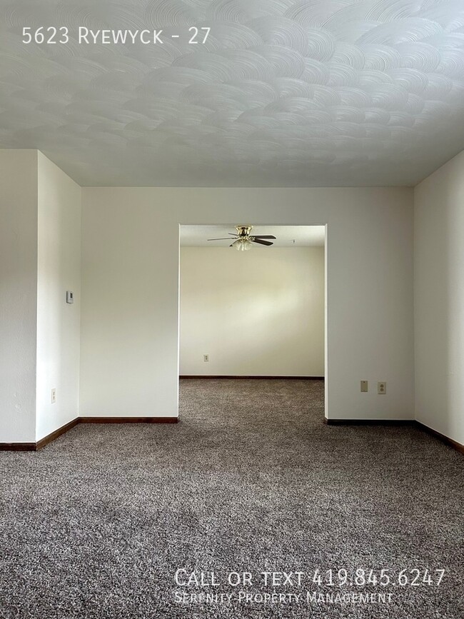 Photo - 5623 Ryewyck-27 Unit 27