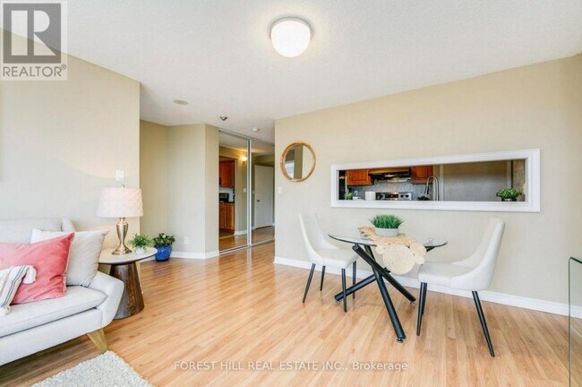 Photo - 90 Dale Ave Unité 1208