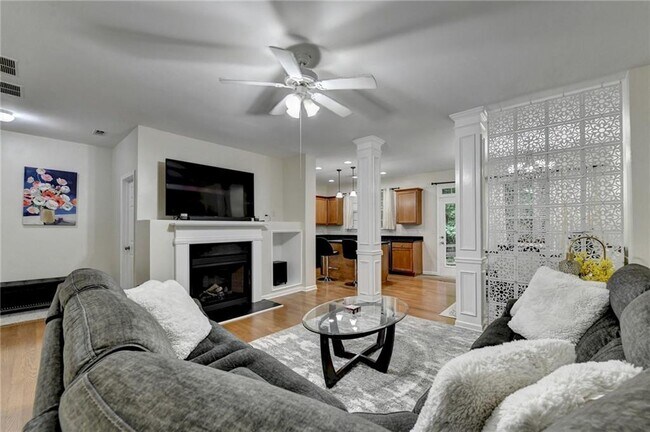 Photo - 2602 Pierce Brennen Ct NE