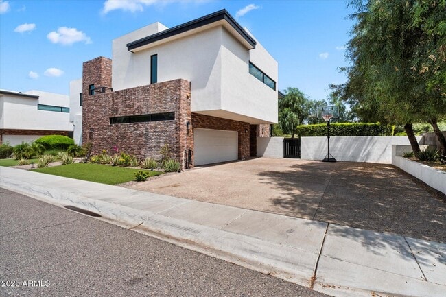 Photo - 4525 N 36th Way