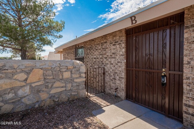 Photo - 11450 Sundrop Ct