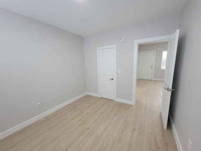 Photo - 1315 NE Miami Court